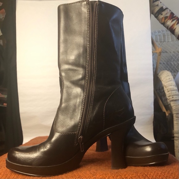 Gianni Bini (8.5M) Chocolate Brown Boots w 2” heel - Picture 1 of 16